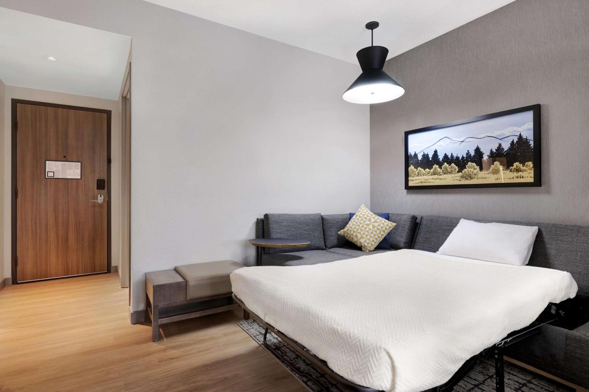Hyatt Place Hotel *
